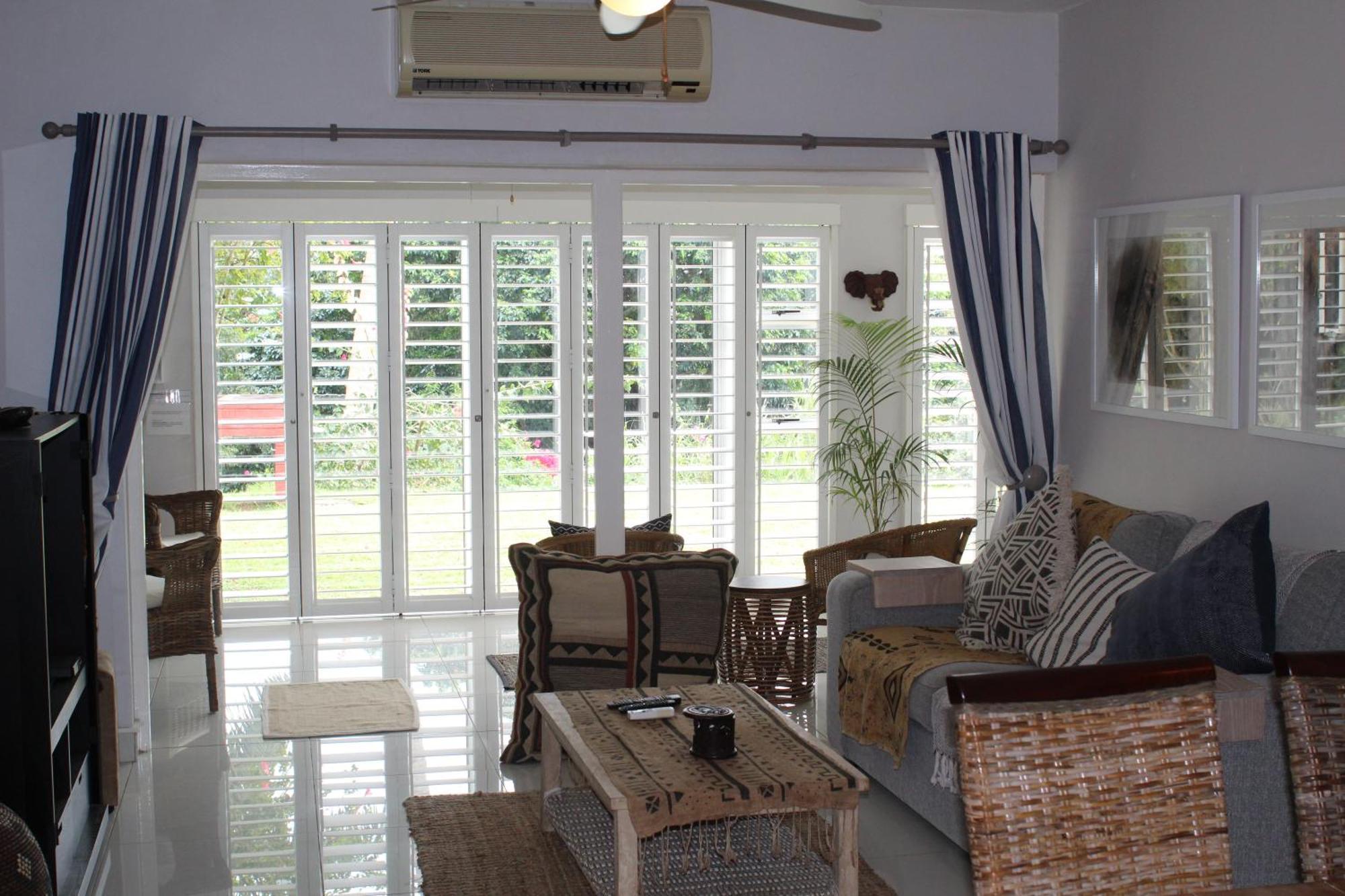 4 The Bridge Apartment St Lucia Bagian luar foto